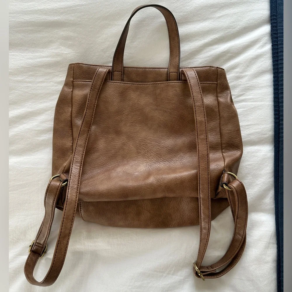 Relic by Fossil Brianna Convertible Backpack – Light Brown